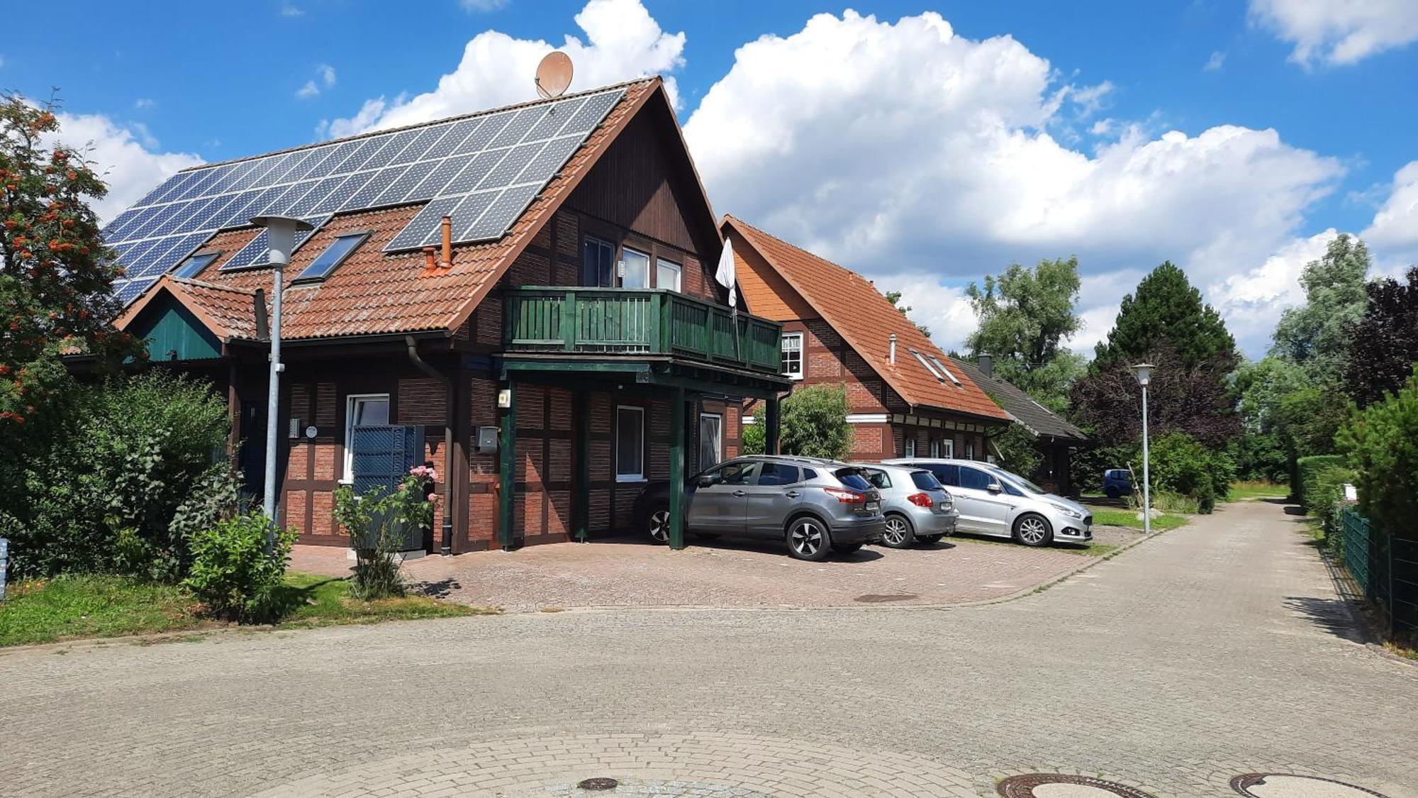 Ferienhaus Sasse Ferienwohnungen Mit Garten & Grill Molschow Eksteriør billede